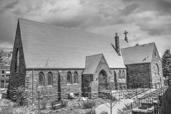 BLACK & WHITE PHOTOS